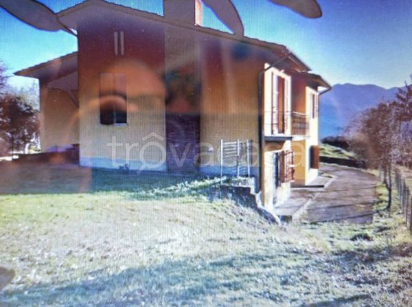 casa indipendente in vendita a Vicenza in zona Gogna