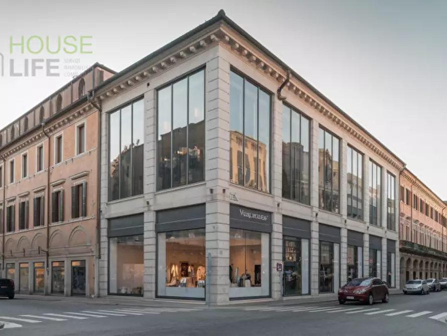 negozio in vendita a Vicenza in zona San Lazzaro/Pomari