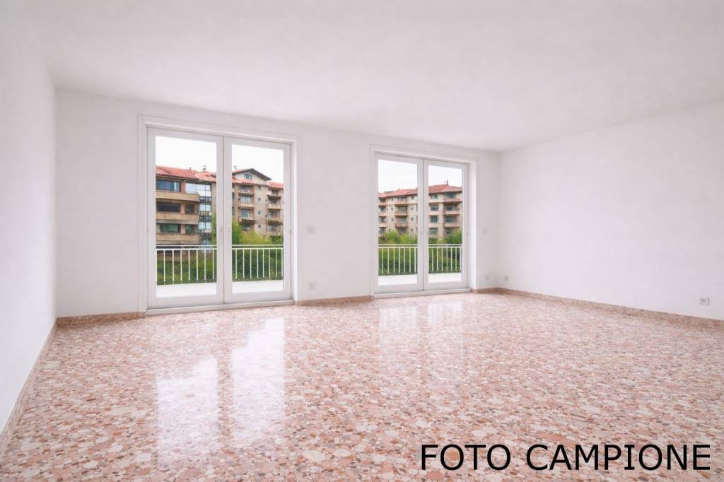 appartamento in vendita a Vicenza in zona Centro Storico