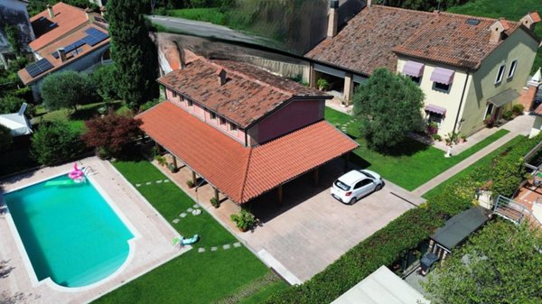 casa indipendente in vendita a Vicenza in zona Centro Storico