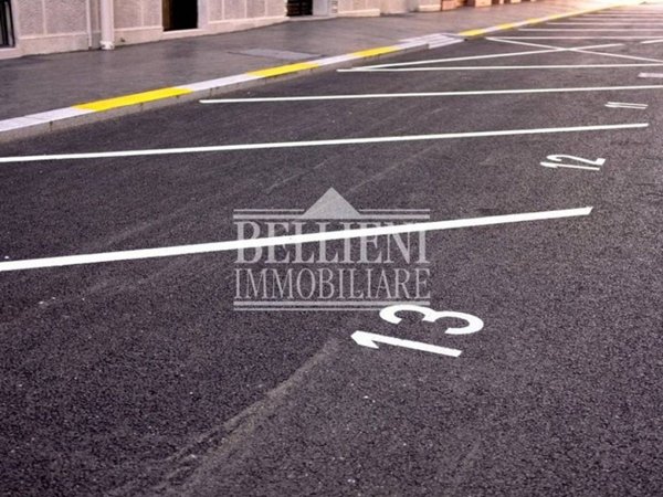 negozio in vendita a Vicenza in zona Borgo Berga