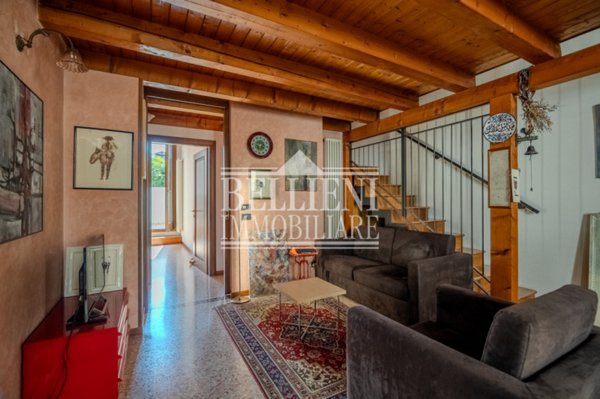 casa indipendente in vendita a Vicenza in zona Centro Storico