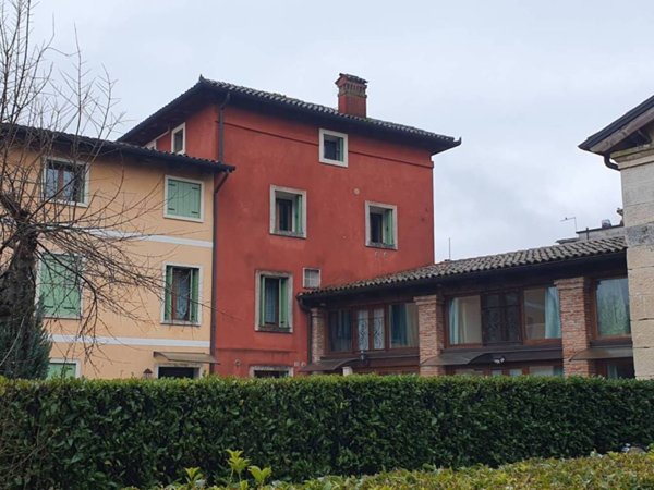 appartamento in vendita a Vicenza in zona Centro Storico