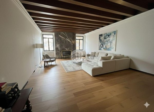 appartamento in vendita a Vicenza in zona Centro Storico