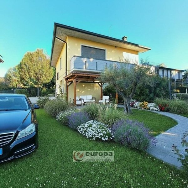 casa indipendente in vendita a Vicenza in zona Anconetta