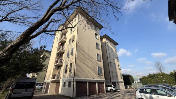 appartamento in vendita a Vicenza in zona Cattane