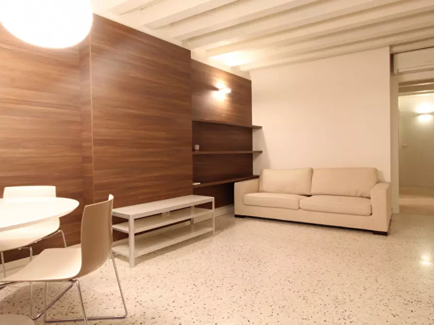 appartamento in vendita a Vicenza in zona Centro Storico