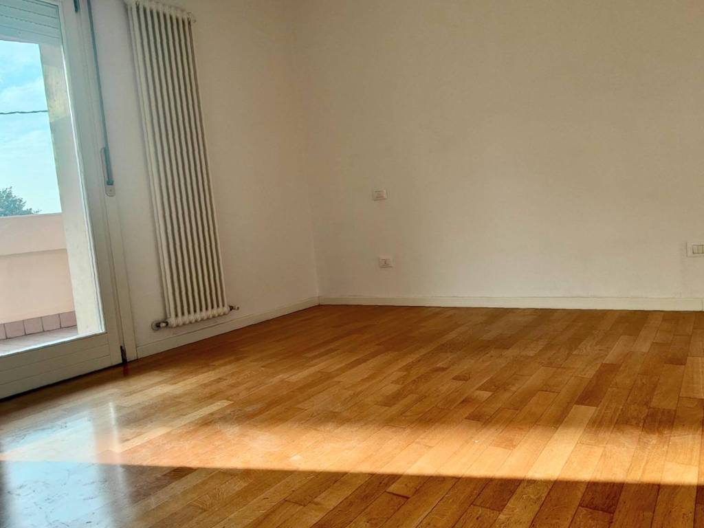 appartamento in vendita a Vicenza in zona San Bortolo/San Paolo