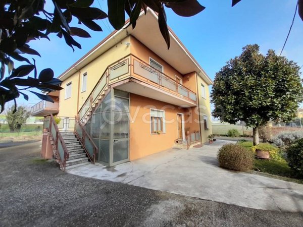 casa indipendente in vendita a Vicenza in zona Campedello