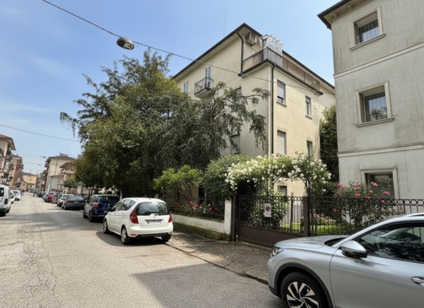 appartamento in vendita a Vicenza