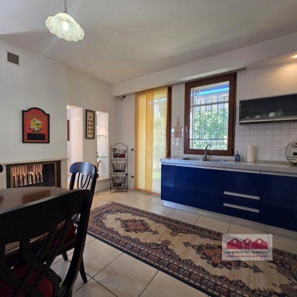 casa indipendente in vendita a Vicenza in zona Bertesina