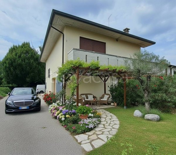 casa indipendente in vendita a Vicenza in zona Anconetta