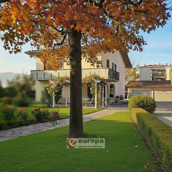 casa indipendente in vendita a Vicenza in zona Anconetta