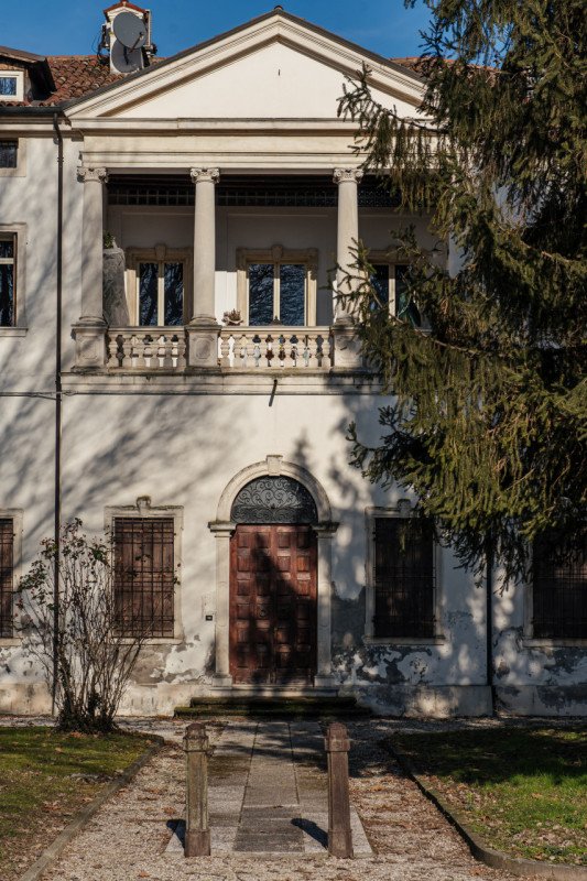 appartamento in vendita a Vicenza in zona Centro Storico