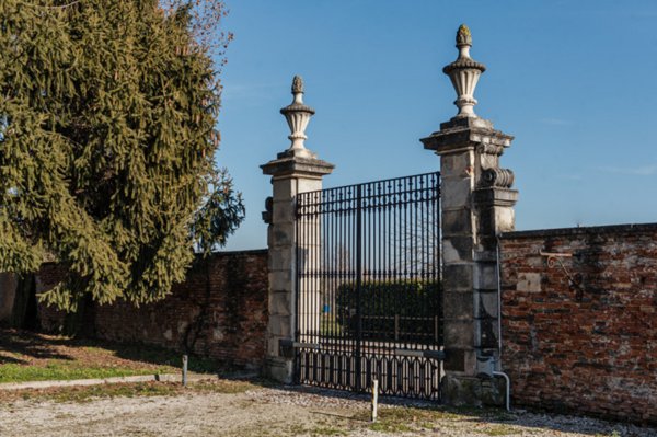 casa indipendente in vendita a Vicenza in zona Centro Storico