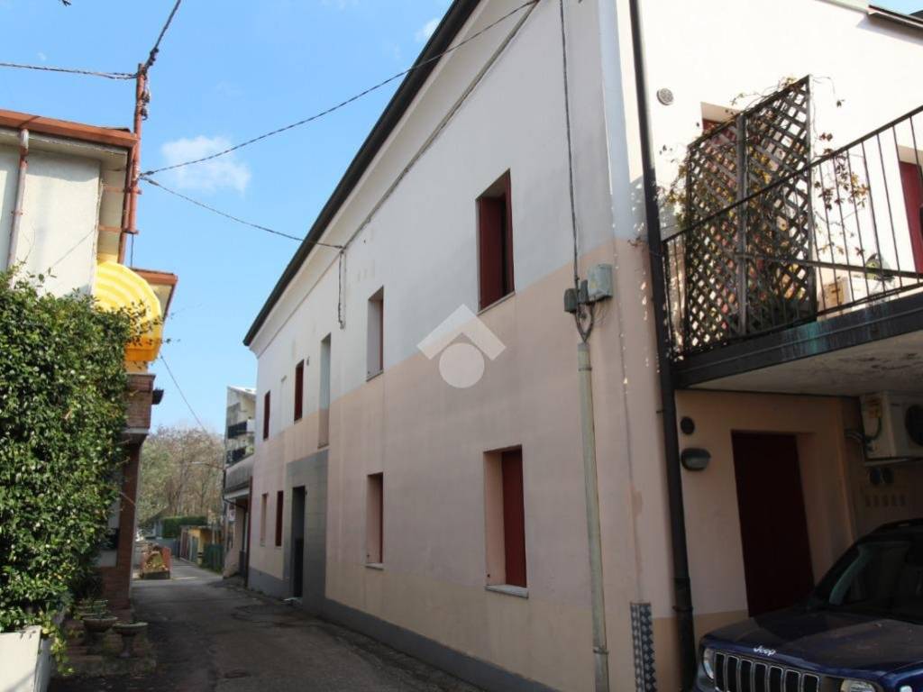 appartamento in vendita a Vicenza in zona San Bortolo/San Paolo