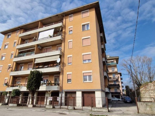 appartamento in vendita a Vicenza in zona Cattane