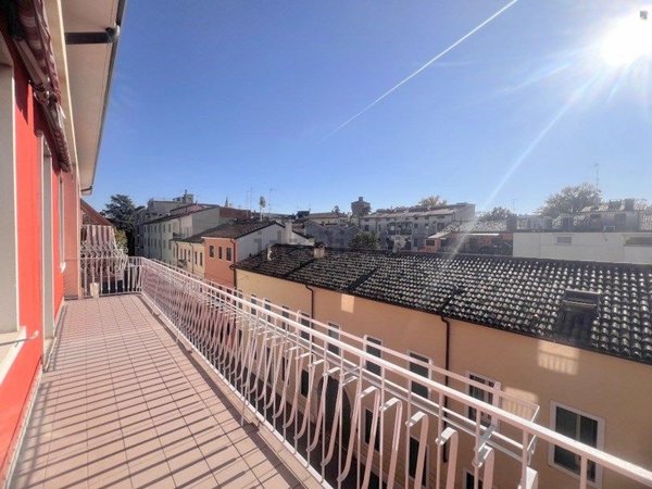 appartamento in vendita a Vicenza in zona Centro Storico