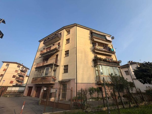 appartamento in vendita a Vicenza in zona San Felice