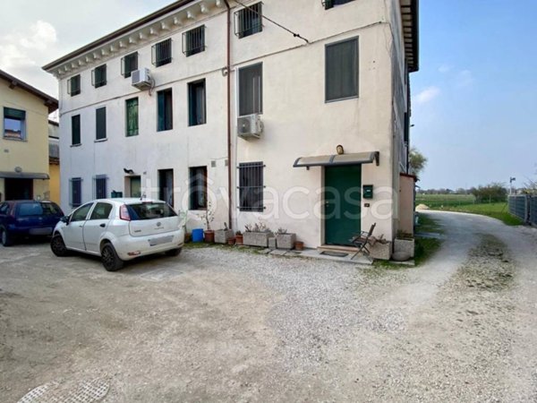 appartamento in vendita a Vicenza in zona Bertesinella