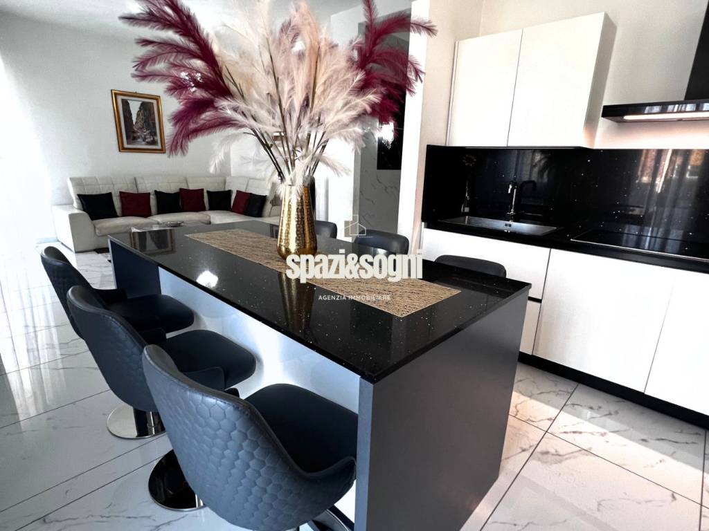 appartamento in vendita a Vicenza in zona Villaggio del Sole