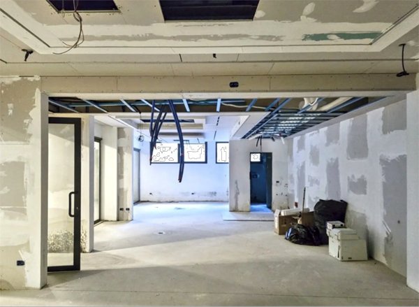 locale commerciale in vendita a Vicenza in zona San Lazzaro/Pomari