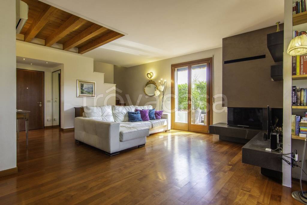 appartamento in vendita a Vicenza in zona Monte Berico