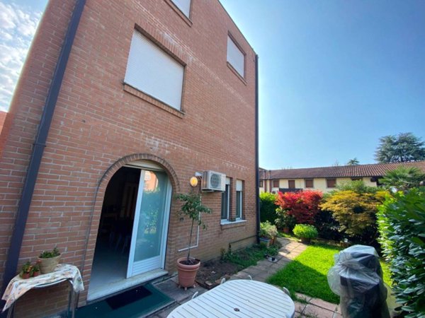 casa indipendente in vendita a Vicenza in zona San Lazzaro/Pomari