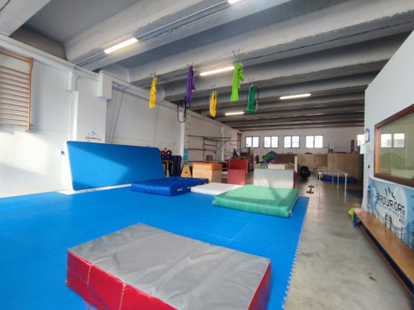 capannone in vendita a Vicenza