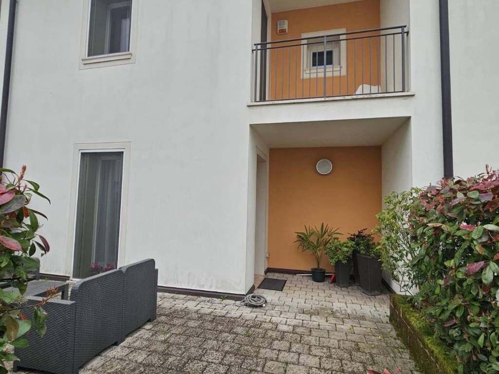 casa indipendente in vendita a Vicenza in zona Borgo Berga