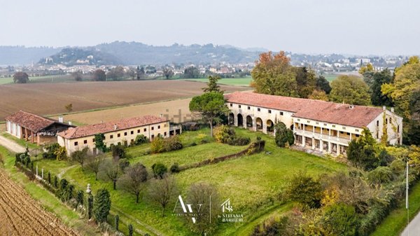 casa indipendente in vendita a Vicenza in zona Debba