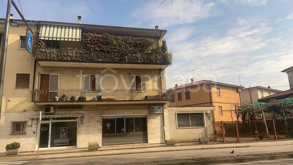 negozio in vendita a Vicenza