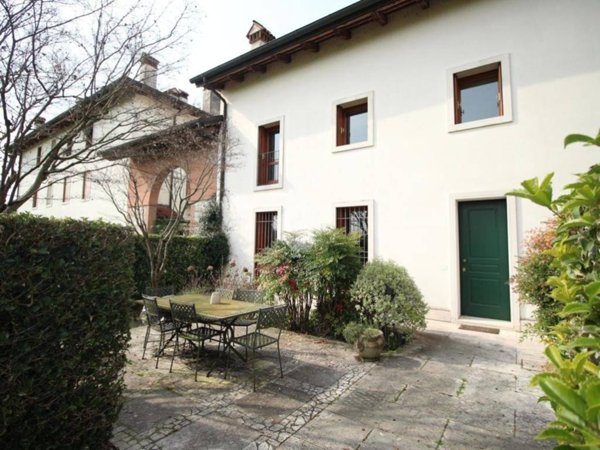 casa indipendente in vendita a Vicenza in zona Bertesina