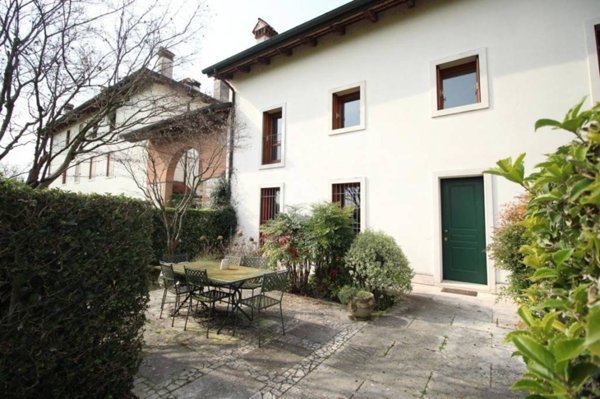 casa indipendente in vendita a Vicenza in zona Bertesina
