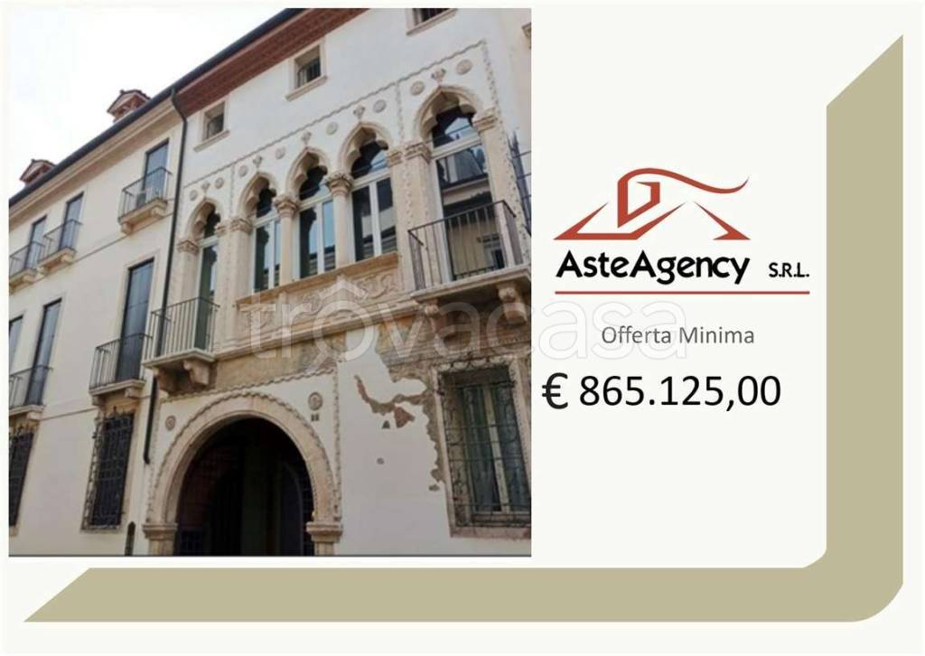 appartamento in vendita a Vicenza in zona Centro Storico