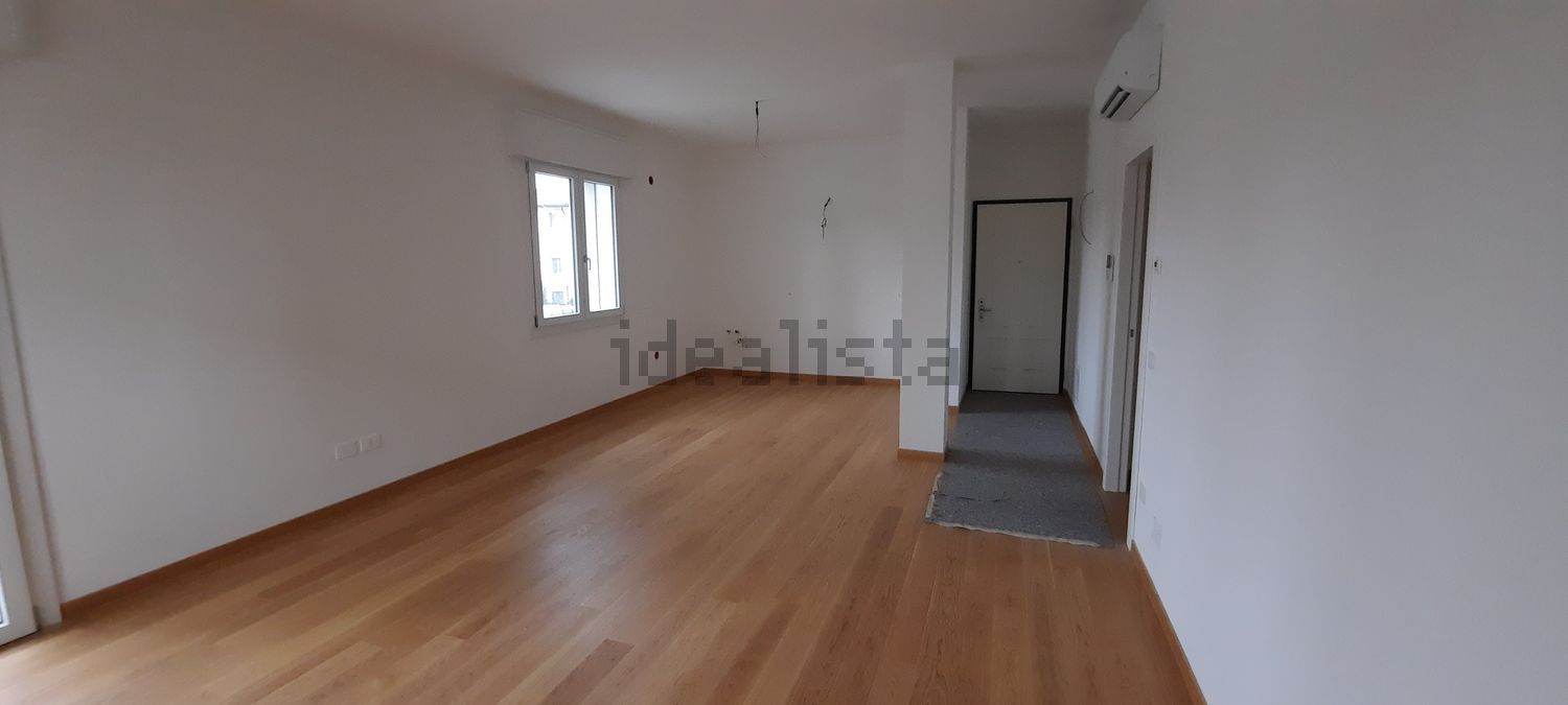 casa indipendente in vendita a Vicenza in zona Ferrovieri