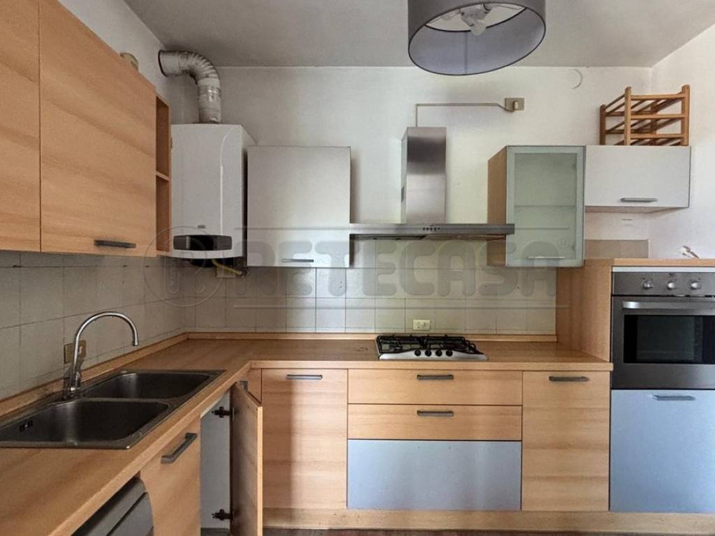 appartamento in vendita a Vicenza in zona Cattane