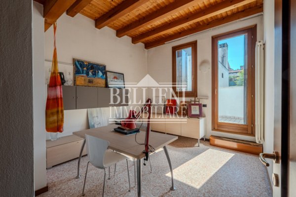 appartamento in vendita a Vicenza in zona Centro Storico