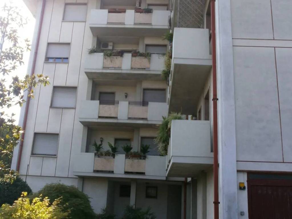 appartamento in vendita a Vicenza in zona Villaggio del Sole