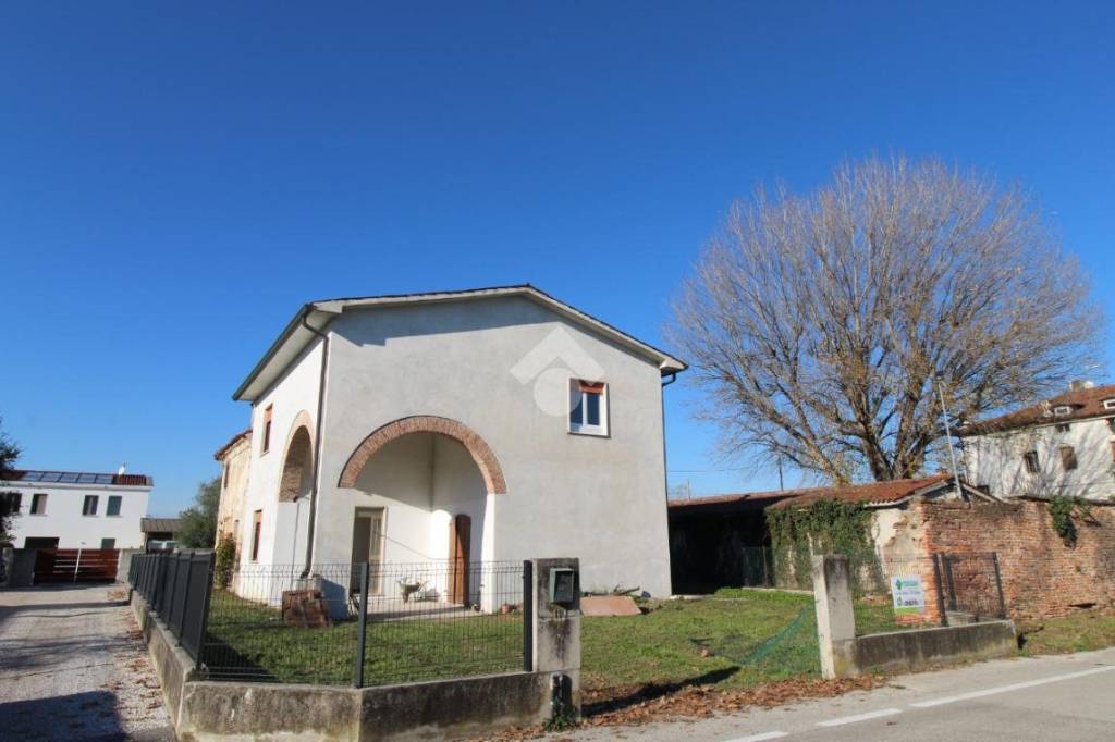 casa indipendente in vendita a Vicenza in zona La Stanga