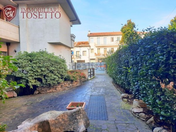 casa indipendente in vendita a Vicenza