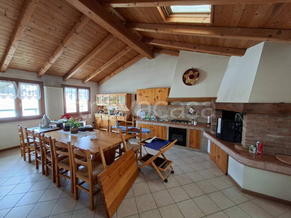 casa indipendente in vendita a Vicenza in zona San Bortolo/San Paolo