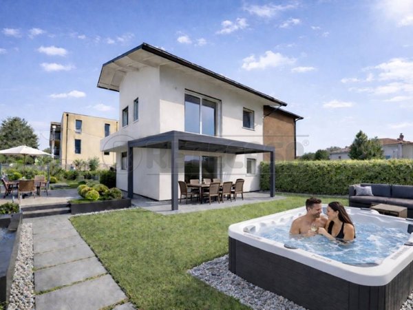 casa indipendente in vendita a Vicenza in zona San Bortolo/San Paolo