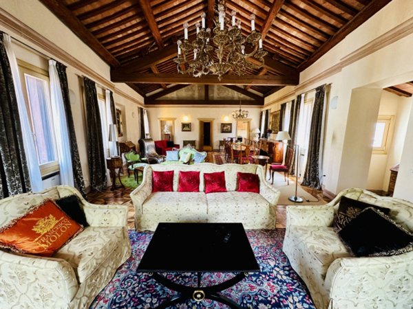 appartamento in vendita a Vicenza in zona Centro Storico