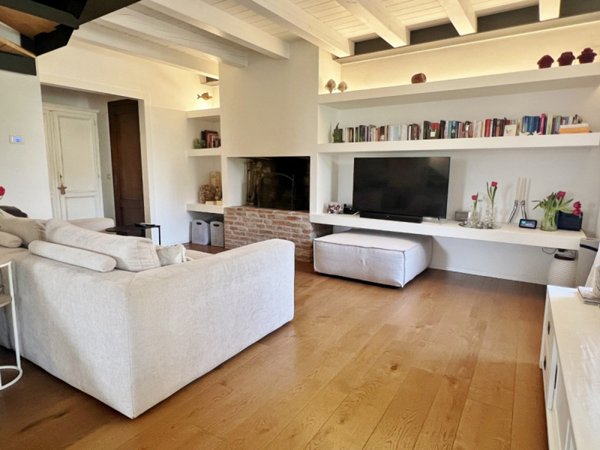 casa indipendente in vendita a Vicenza in zona Gogna