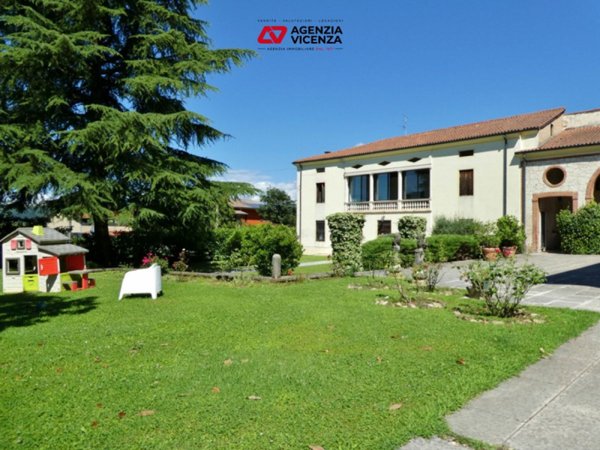 villa in vendita a Vicenza in zona Centro Storico