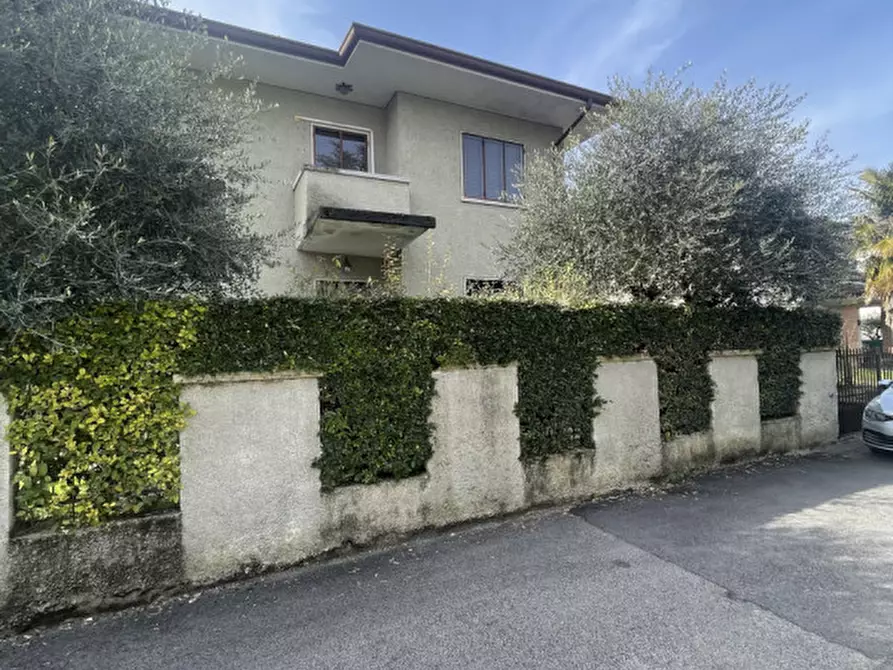 casa indipendente in vendita a Vicenza in zona Tormeno