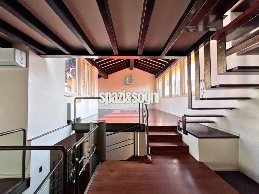 appartamento in vendita a Vicenza in zona Centro Storico