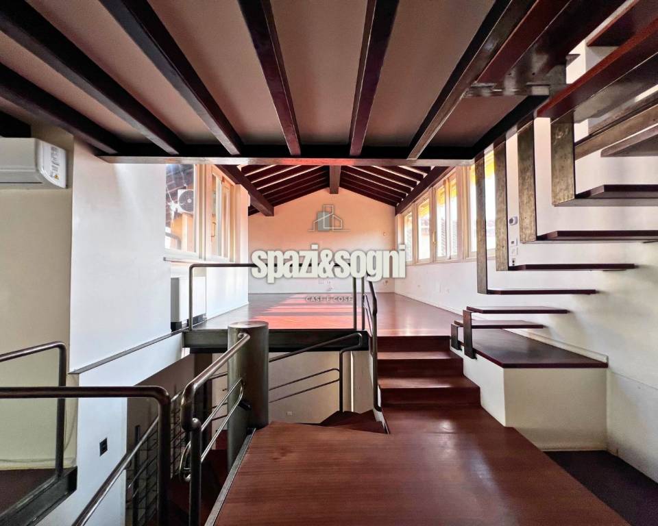 appartamento in vendita a Vicenza in zona Centro Storico