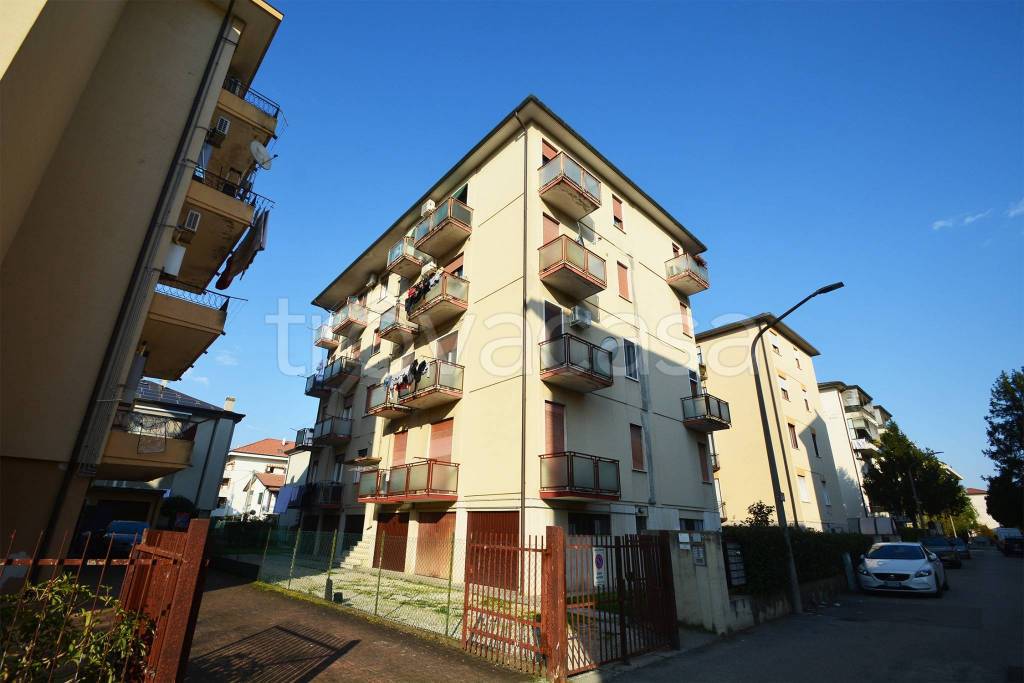 appartamento in vendita a Vicenza in zona Pio X